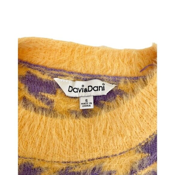 Davi & Dani Woman's Sz S Purple & Orange Abstract Stars Fuzzy Oversize Sweater - Picture 4 of 8